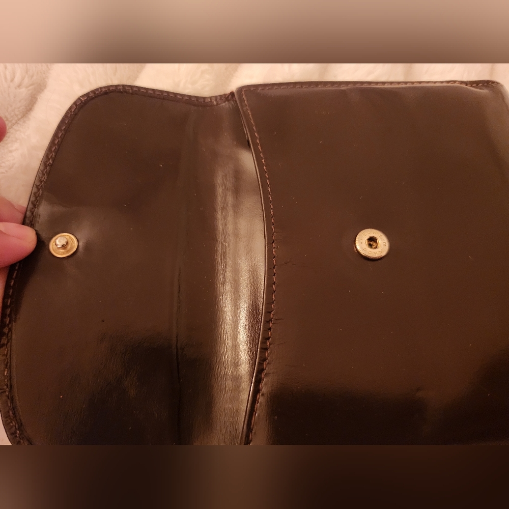 Vintage Gucci Bifold Wallet - Picture 9 of 14